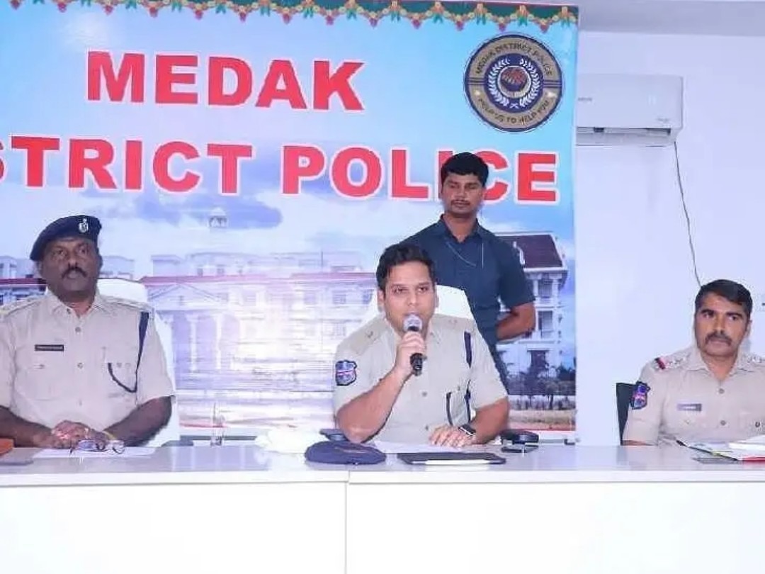 బక్రీద్ బందోబస్తు కట్టుదిట్టమైన ఏర్పాట్లు: ఎస్పీ