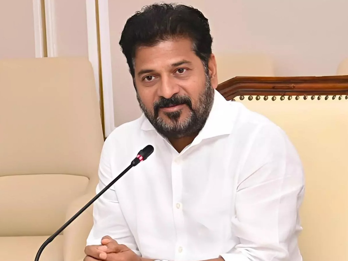 టీ-ఫైబర్ ప్రాజెక్టుపై సీఎం రేవంత్ రెడ్డి సమీక్ష