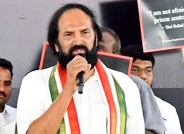 తడిసిన ధాన్యం తప్పకుండా కొనుగోలు చేస్తాం: మంత్రి