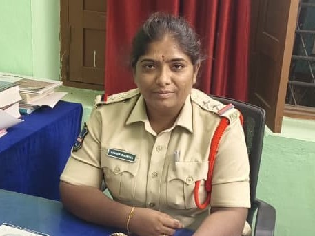 భార్య కాపురానికి రావటం లేదని భర్త ఆత్మహత్య