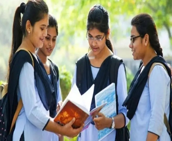 ఇంటర్.. అడ్మిషన్లపై పేరెంట్స్ నిఘా!