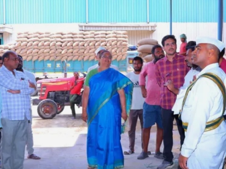 ‘మిల్లులో వరిధాన్యం దిగుమతికి యుద్ధ ప్రతిపాదికన పూర్తి చెయ్యాలి’