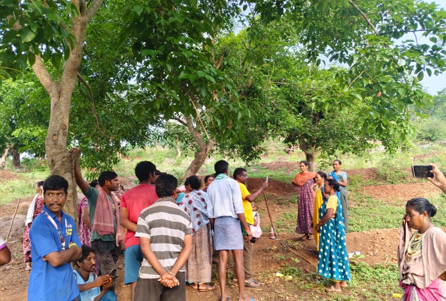 ఫేషియల్ అటెండెన్స్‌తో ఉపాధి కూలీల అవస్థలు