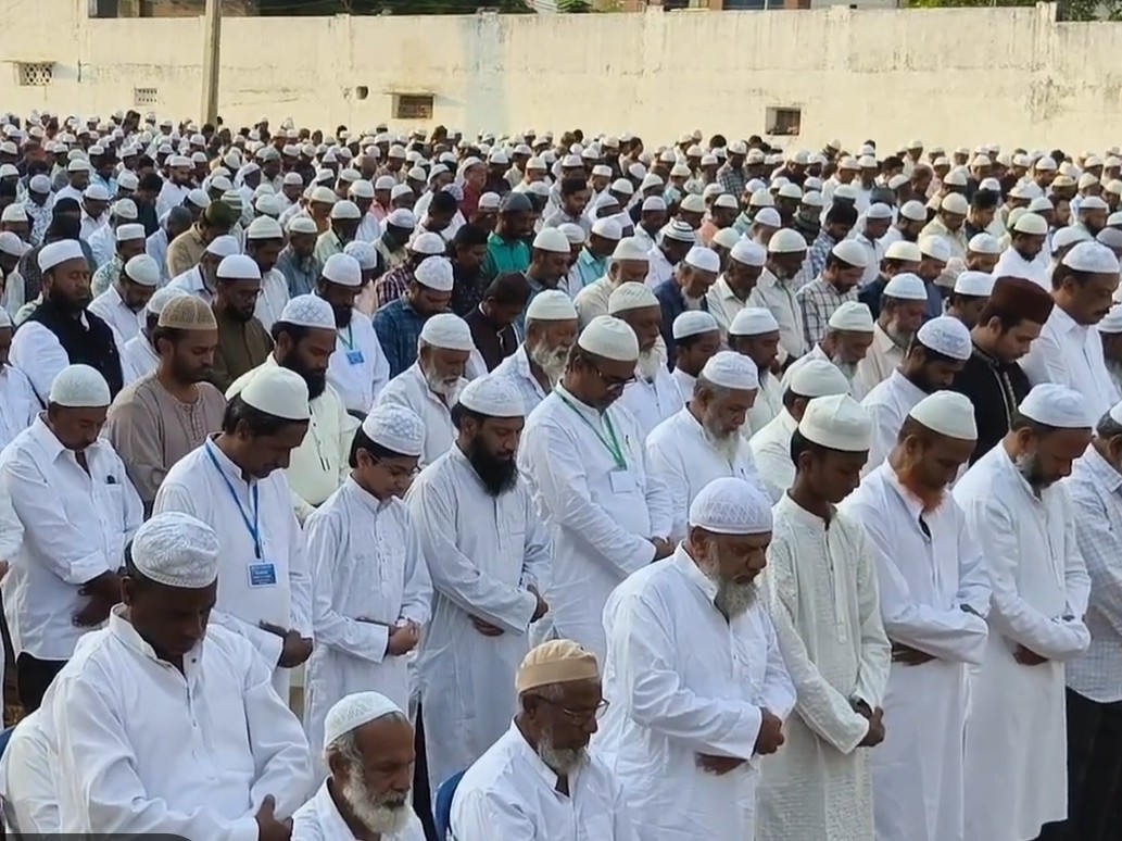 పలమనేరులో ఘనంగా బక్రీద్ వేడుకలు