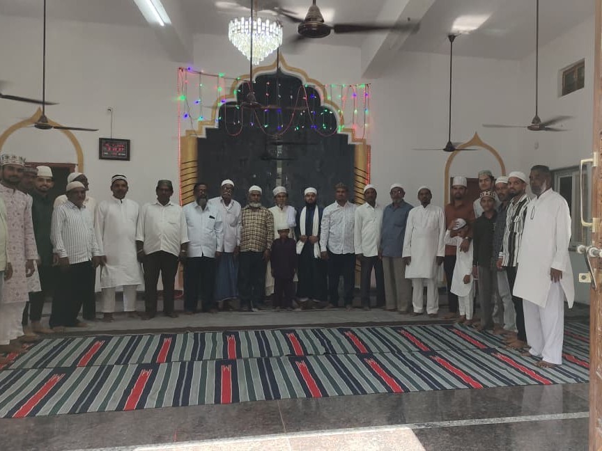 బక్రీద్ సందర్భంగా ముస్లింల ప్రార్థనలు