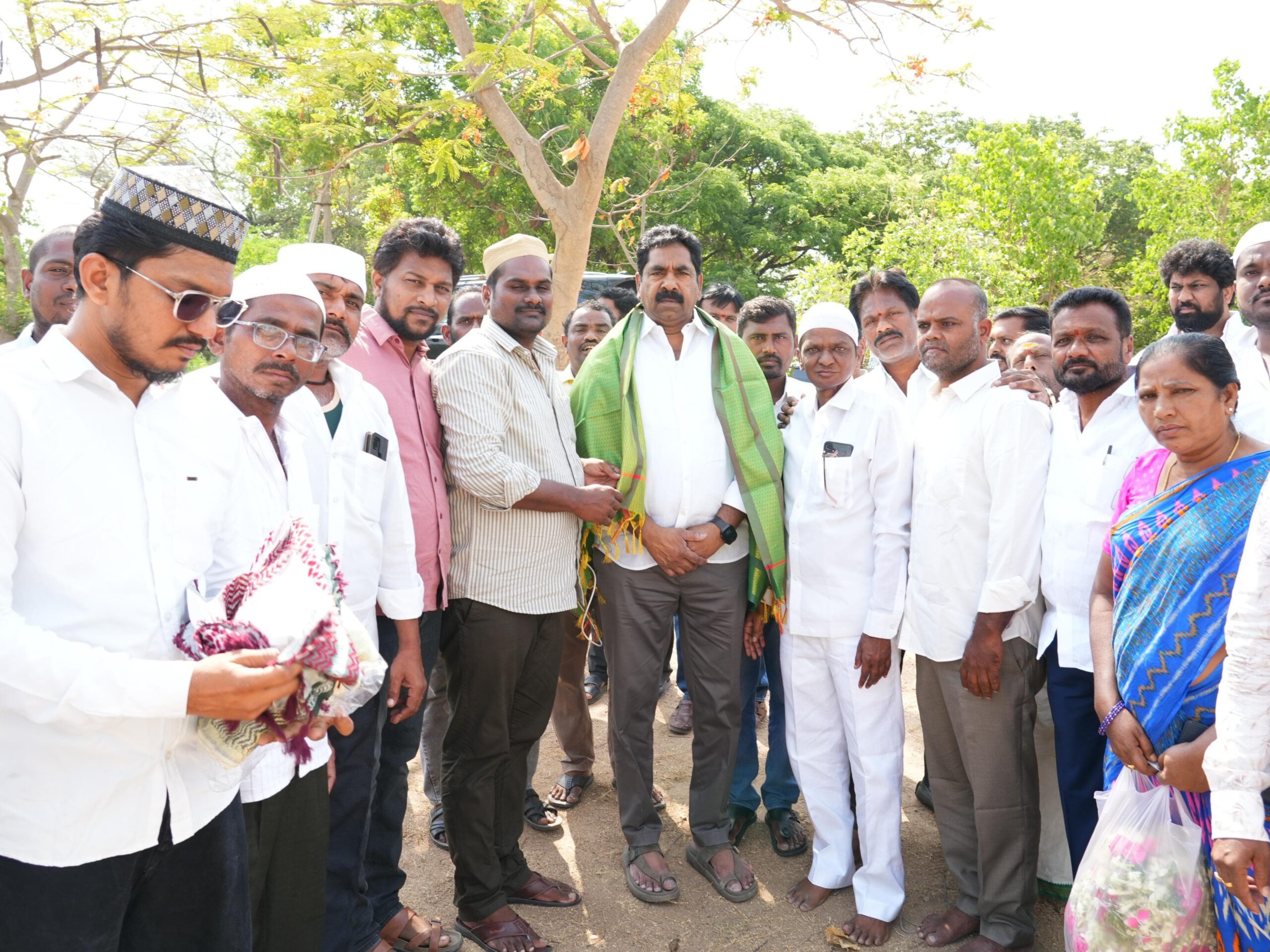 బక్రీద్.. త్యాగం, ప్రేమకు ప్రతీక: MLA