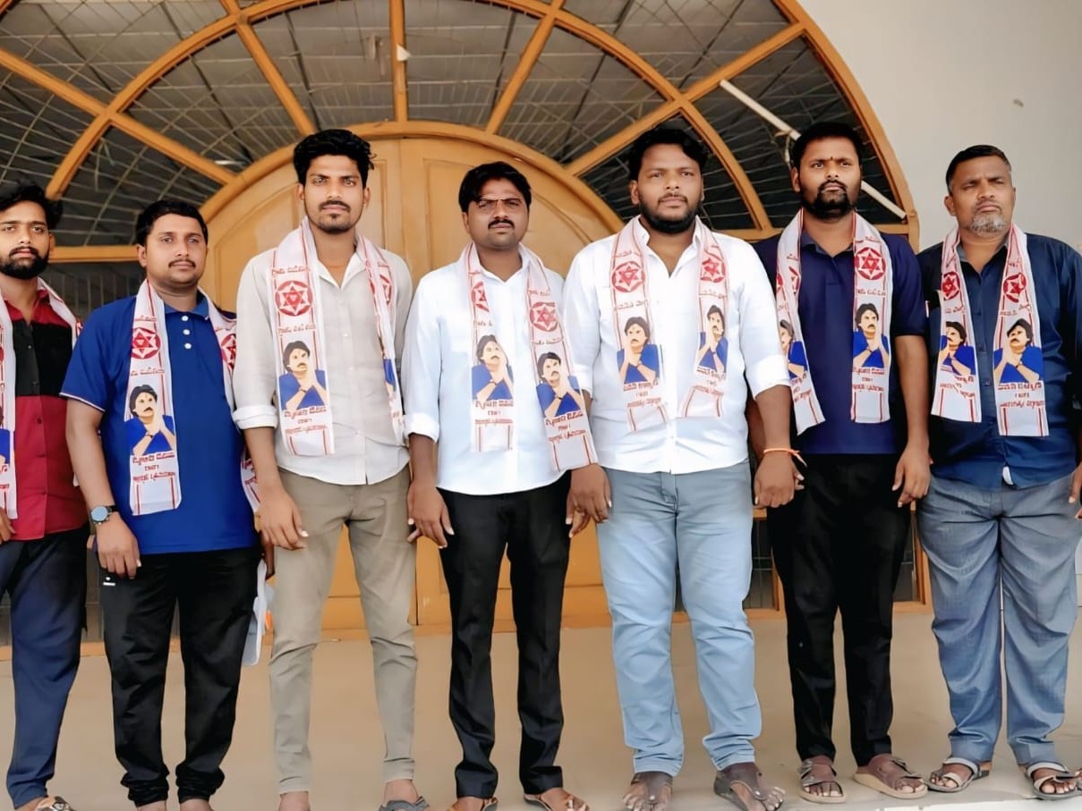 ప్రొ. నాగేశ్వరరావు క్షమాపణలు చెప్పాలి: జనసేన