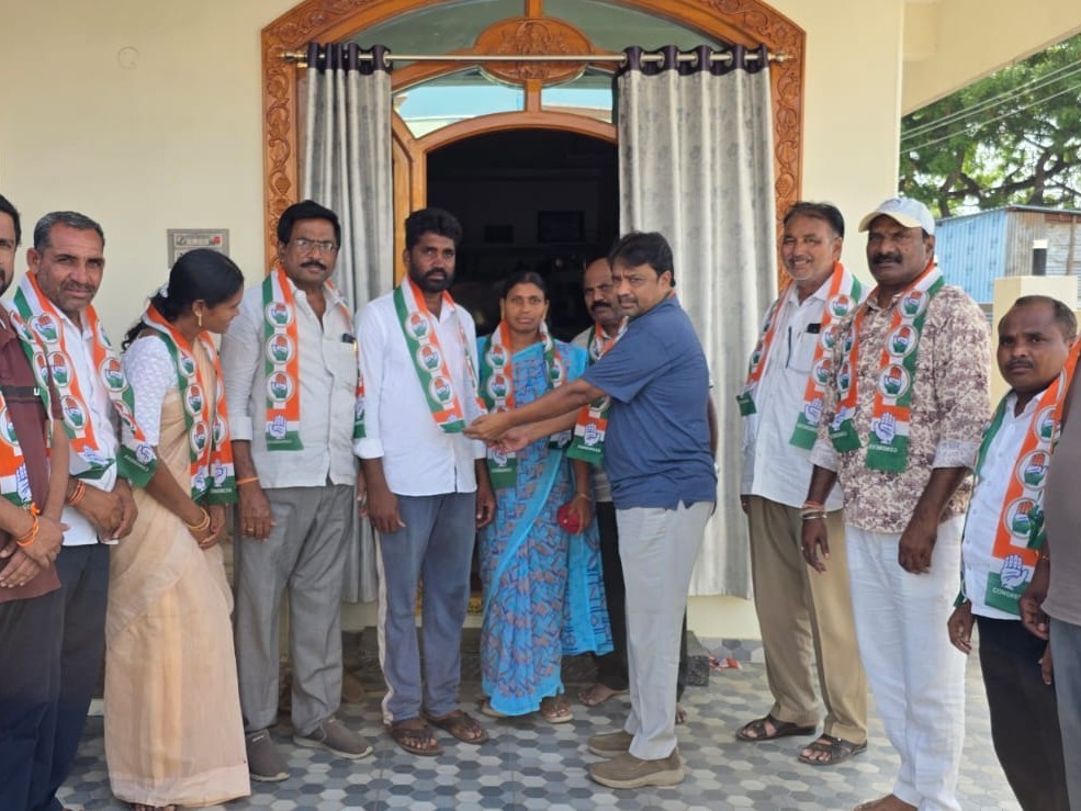 సీపీఐకి షాక్.. కాంగ్రెస్‌లోకి చేరిక
