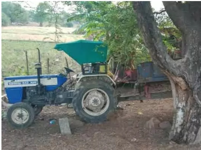 వెంకటాపురంలో ట్రాక్టర్ బ్యాటరీ చోరీ