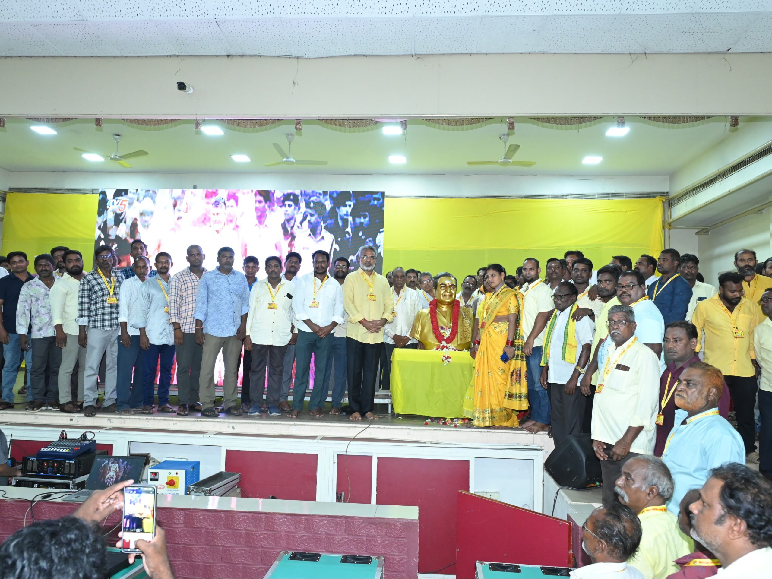 మహానాడు వేడుకల్లో పాల్గొన్న కాకినాడ ఎమ్మెల్యే