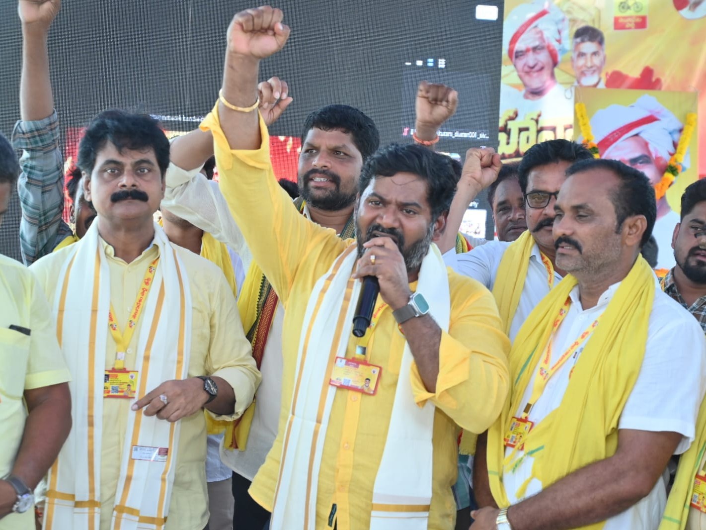‘స్థానిక సంస్థల ఎన్నికలకు సిద్ధం కావాలి’
