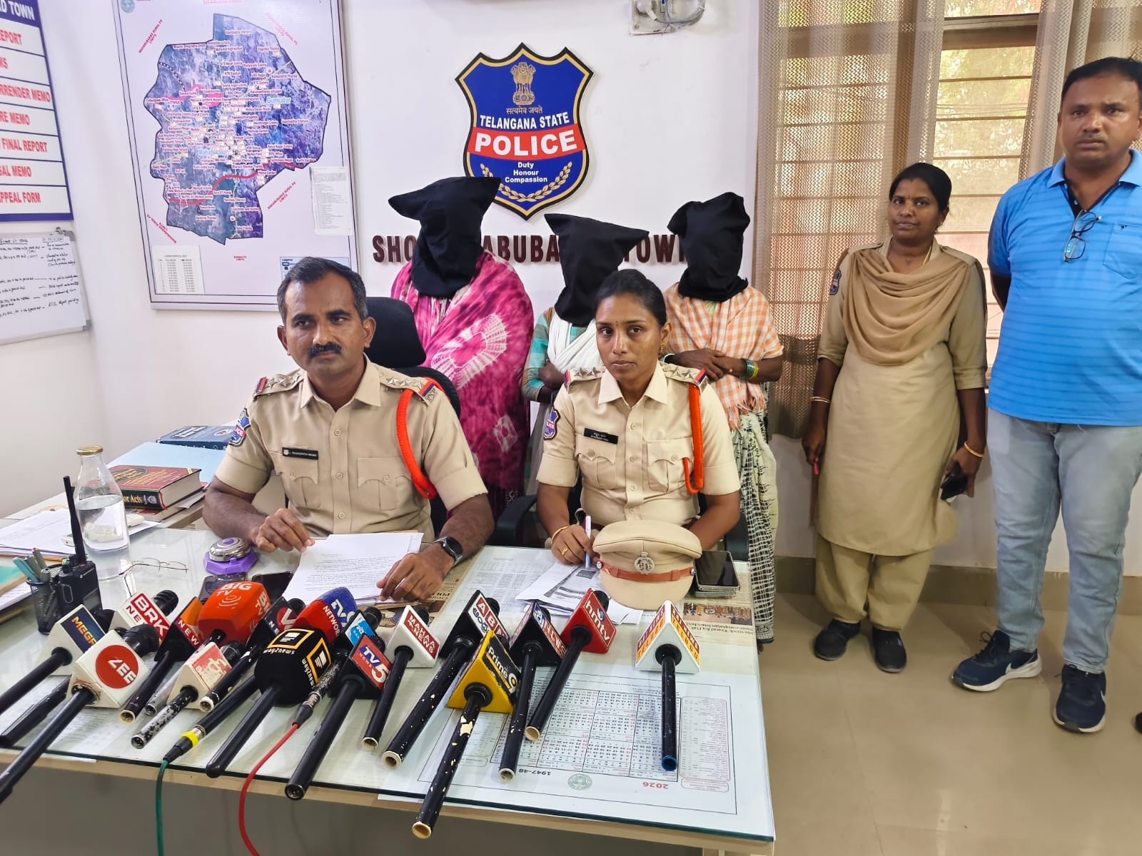 దొంగల ముఠా అరెస్ట్..!