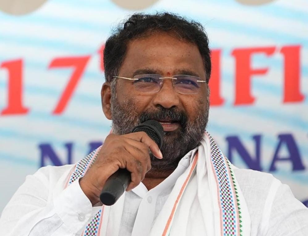 సర్కారు బడుల్లోనే నాణ్యమైన విద్య: వాకిటి శ్రీహరి