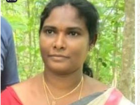 రోడ్డు ప్రమాదంలో ప్రభుత్వ ఉద్యోగిని మృతి