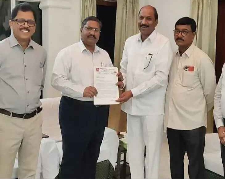 ‘కార్మికుల ఆరోగ్య పరిరక్షణ కోసం చర్యలు తీసుకోవాలి’