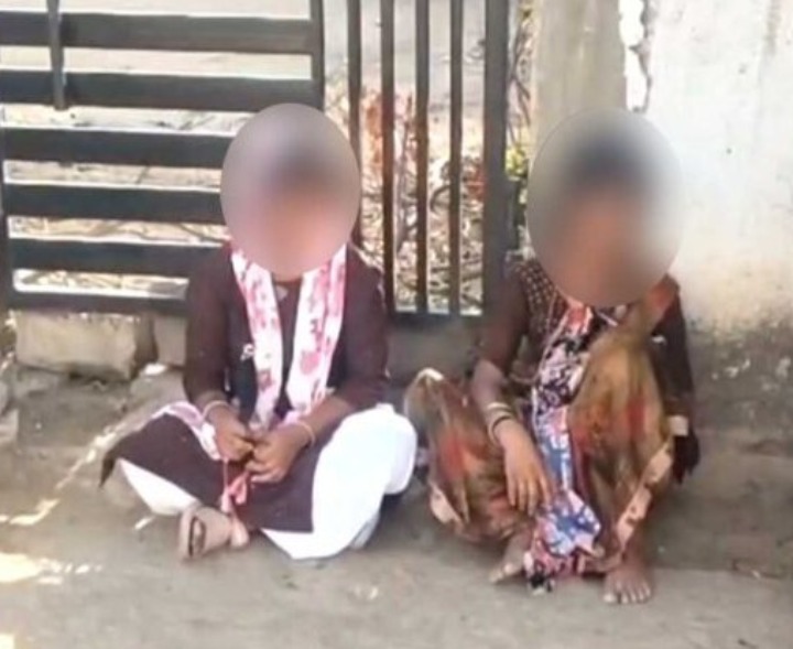యువకుడి ఇంటి ఎదుట యువతి ధర్నా