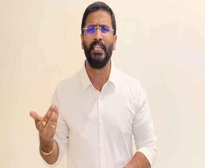 ప్రజలు BRS లేకుండా చేస్తారు: బల్మూరి వెంకట్