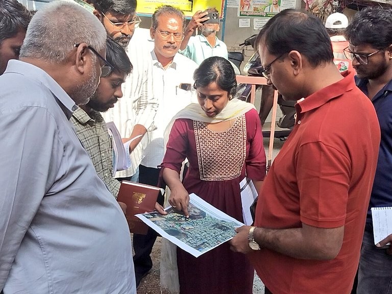 ‘ఆక్రమణలు తొలగించండి.. పనులు వేగవంతం చేయండి’