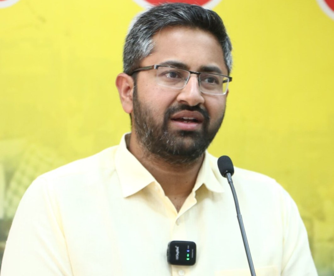 విశాఖకు రూ.1500 కోట్ల ప్రాజెక్టులు: MP శ్రీభరత్