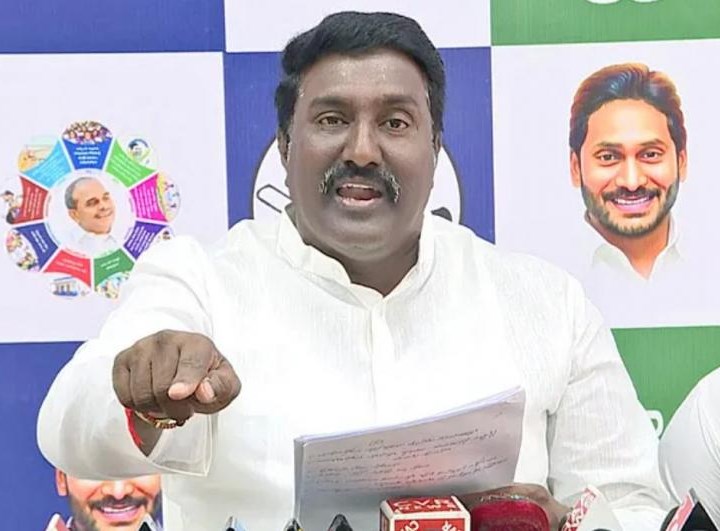 పవన్ పూర్తిగా అవినీతిలో కూరుకుపోయారు: పోతిన మహేష్