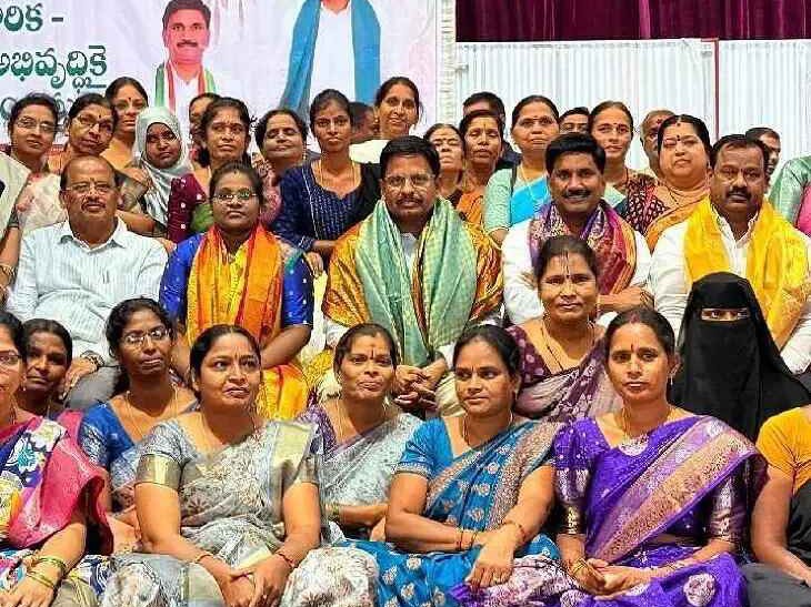 మహిళలు అన్ని రంగాల్లో ఎదగాలి: ఎమ్మెల్యే