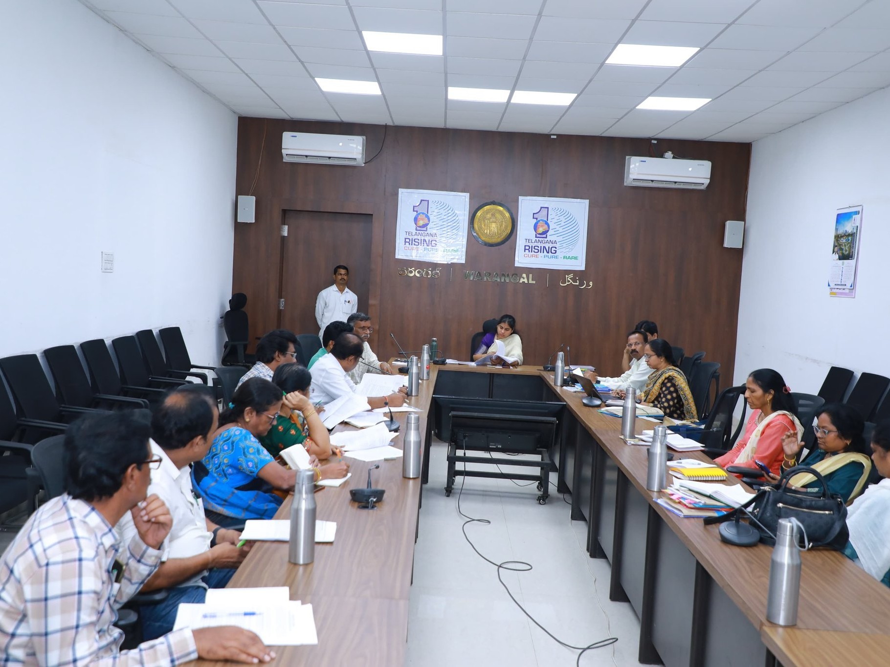 ‘తెలంగాణ ఆవిర్భవ వేడుకలకు ఏర్పాట్లు చేయాలి’