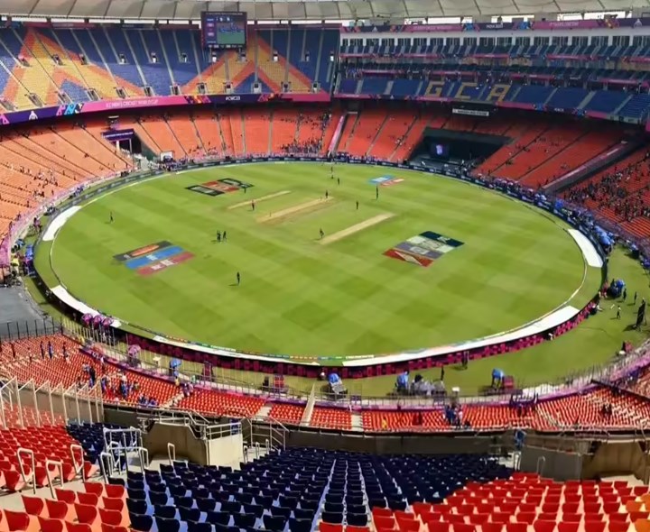 RCB Vs GT: పిచ్ ఎవరికి అనుకూలమంటే?