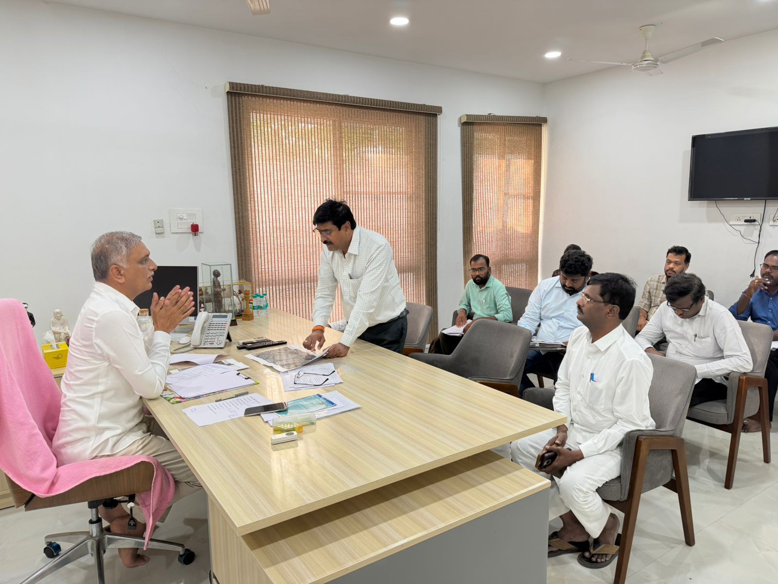 ప్రతి ఇంటికీ ఉచిత నల్లా కనెక్షన్
