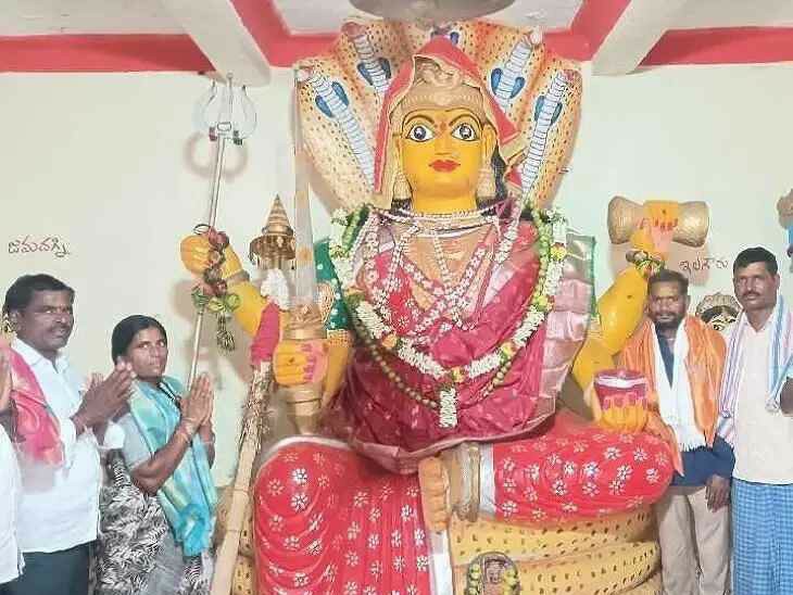 కొత్తగట్టులో ఘనంగా ఎల్లమ్మ బోనాలు