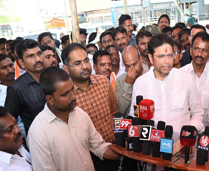 ఆర్టీసీ విలీన ప్రక్రియను ముందుకు తీసుకువెళ్తాం: మంత్రి
