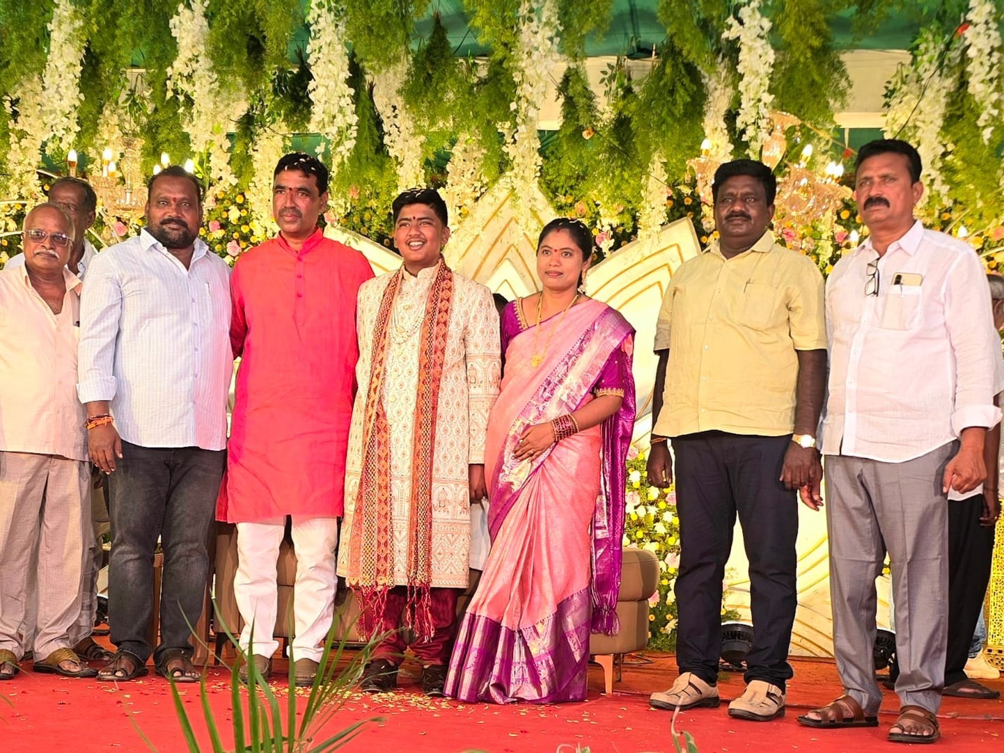 సాయి ప్రణీత్‌ను ఆశీర్వదించిన కార్పోరేటర్