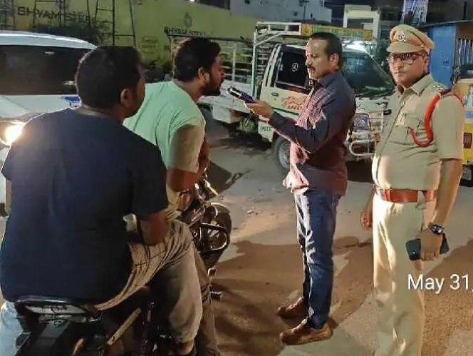 మద్యం తాగి వాహనం నడపడం చట్టరీత్యా నేరం: CI
