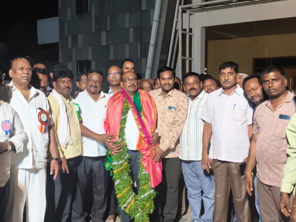 ఆర్యవైశ్య సంఘం అధ్యక్షుడిగా బెలిదె శ్రీనివాసులు
