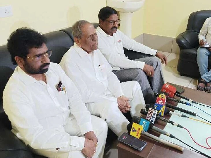 ‘రైల్వే ఉద్యోగికి కనీస వేతనం ఇవ్వాలి’