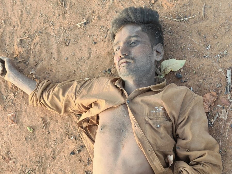 మేడారం వద్ద గుర్తుతెలియని యువకుడు మృతి