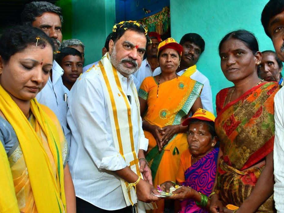 పింఛన్ పెంపు ఘనత చంద్రబాబుదే: ఎమ్మెల్యే