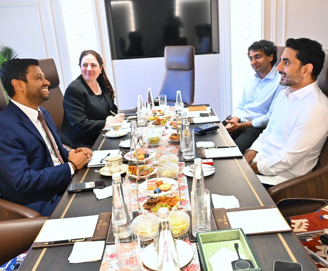 డేటా సెంటర్ల ఏర్పాటుకు VSP అనుకూలం: లోకేష్ 