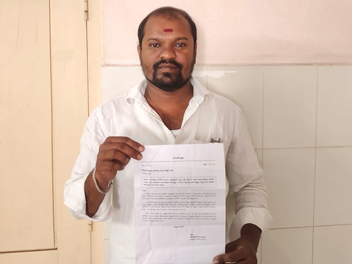 ఎక్స్‌రోడ్డు వద్ద బస్ షెల్టర్లు నిర్మించాలంటూ వినతి