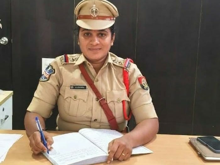 ముస్తాబాద్ ఎస్సైగా బాధ్యతలు స్వీకరించిన జ్యోతి