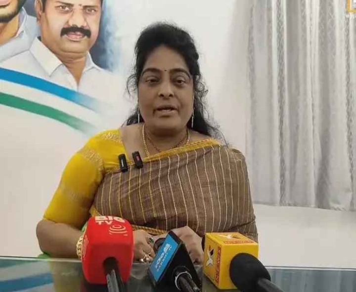 ‘వైసీపీని ‘గొడ్డలి పార్టీ’ అనడం దారుణం’