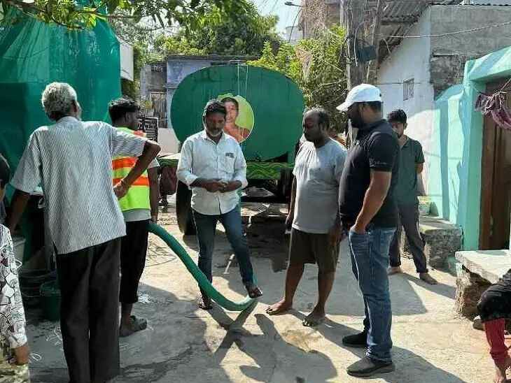 ట్యాంకర్లతో నీటి సరఫరా