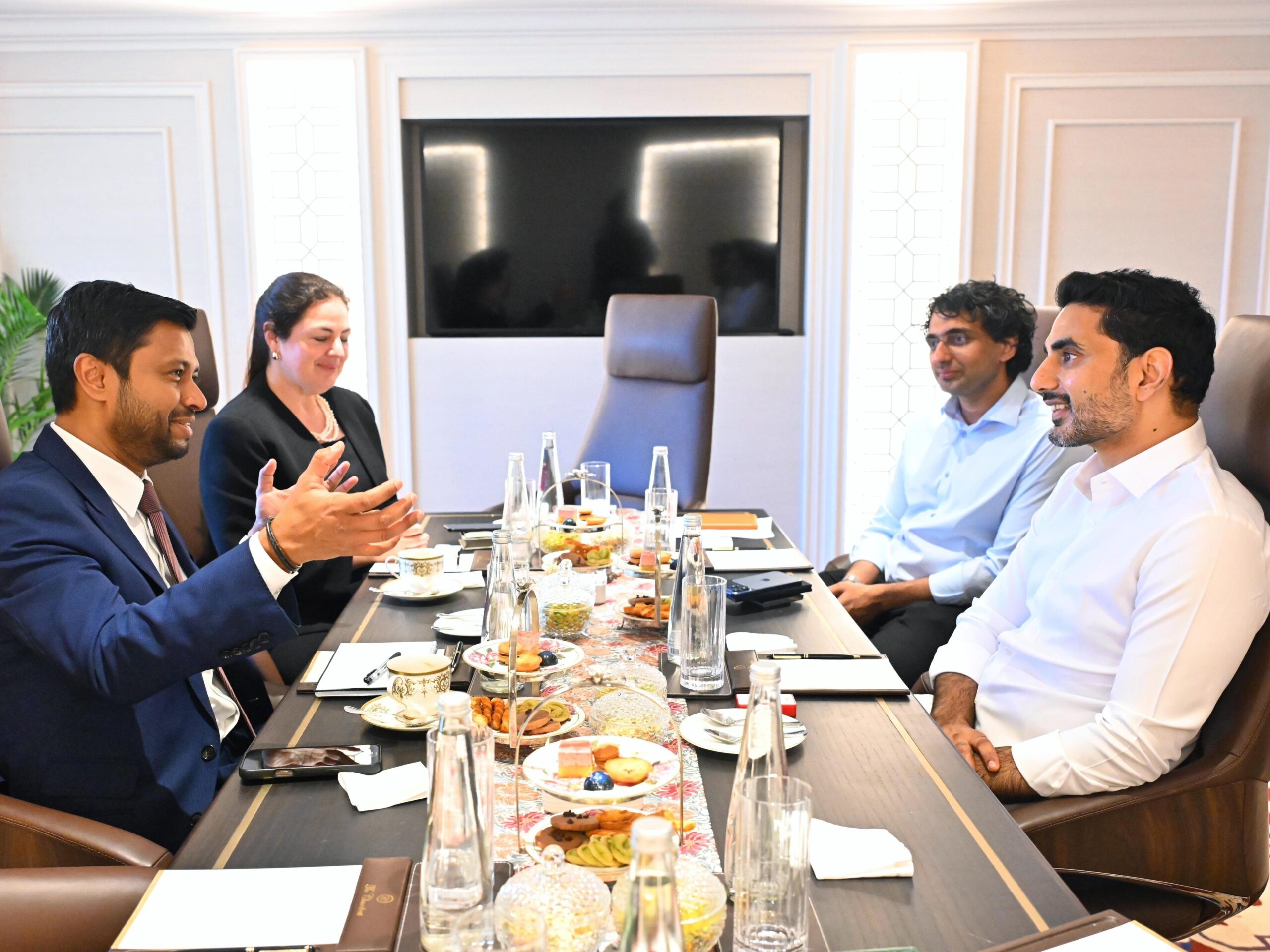విశాఖలో ఎయిర్ ట్రంక్ క్యాంపస్‌కు లోకేష్ ఆహ్వానం