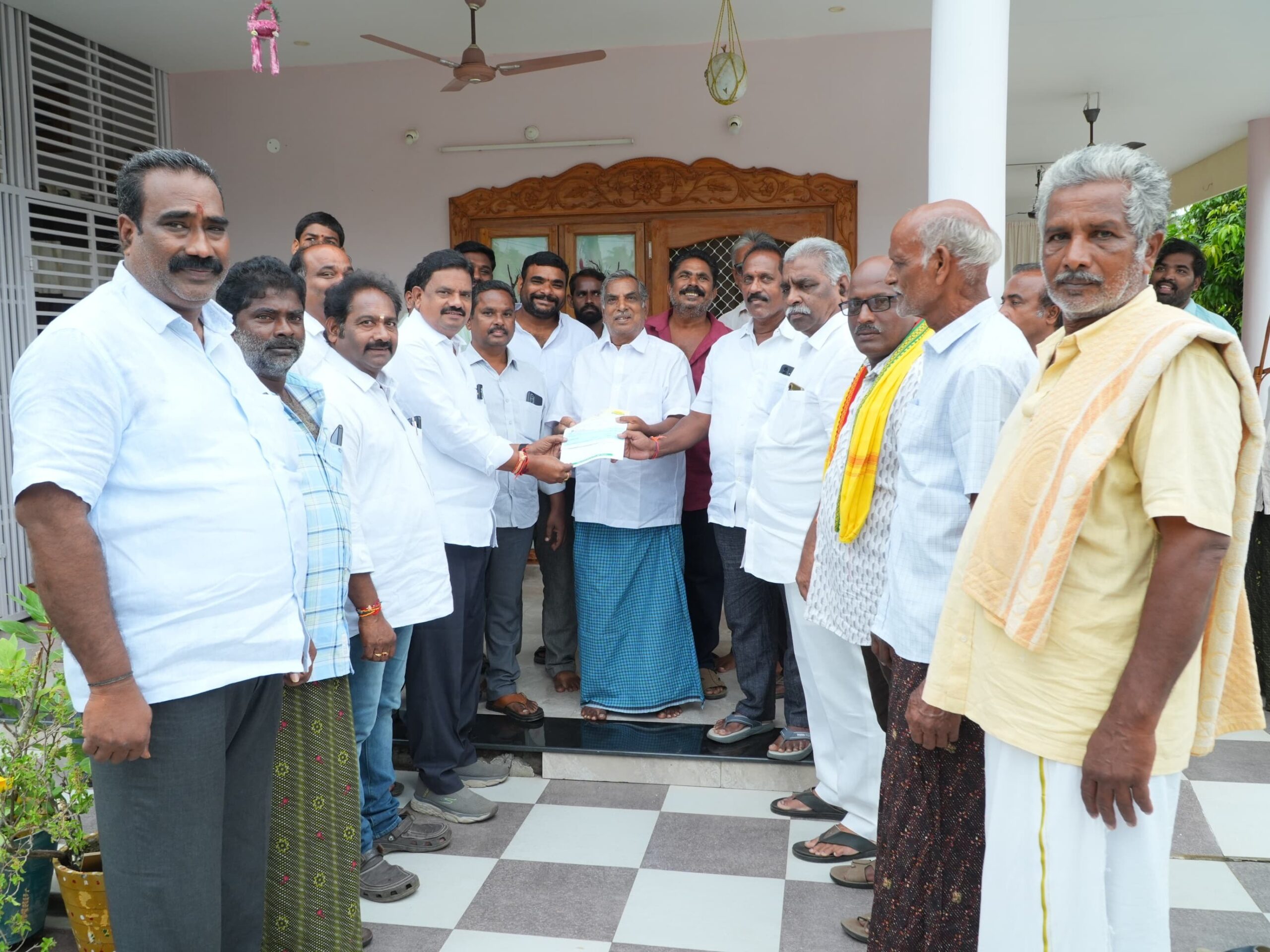 ‘పేద కుటుంబాలకు అండగా సీఎం సహాయనిధి’