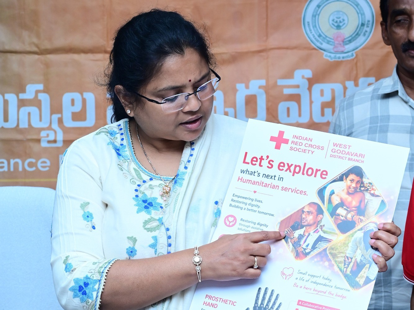 రేపు జిల్లాలో ఉచిత కృత్రిమ చేతుల అమరిక శిబిరం: కలెక్టర్