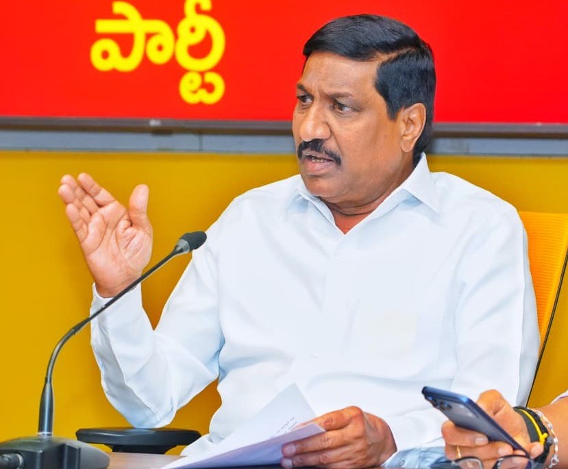 రాష్ట్రంలో YCP దుష్ట రాజకీయాలు చేస్తోంది: మంత్రి జనార్దన్ రెడ్డి