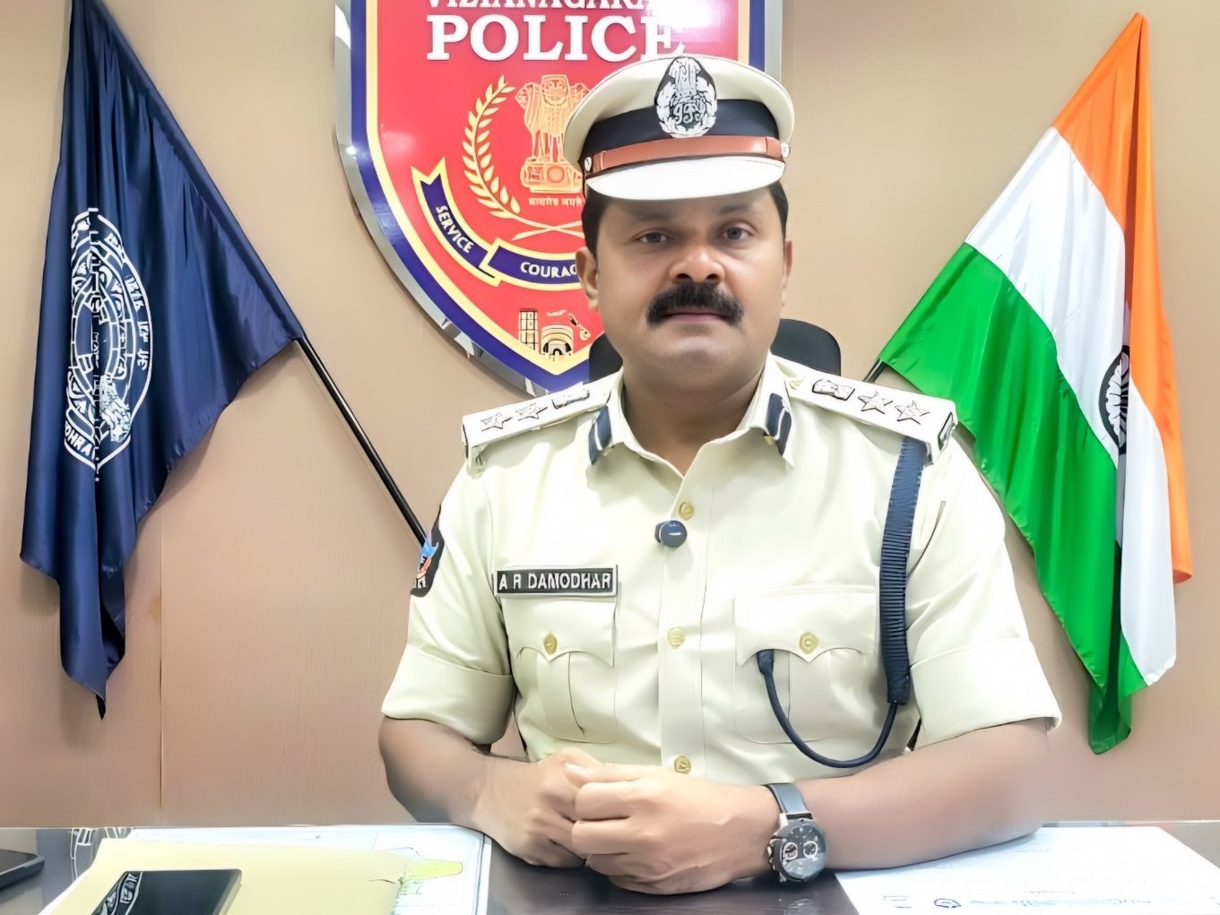 గోశాల ముసుగులో పశువుల అక్రమ రవాణా: ఎస్పీ