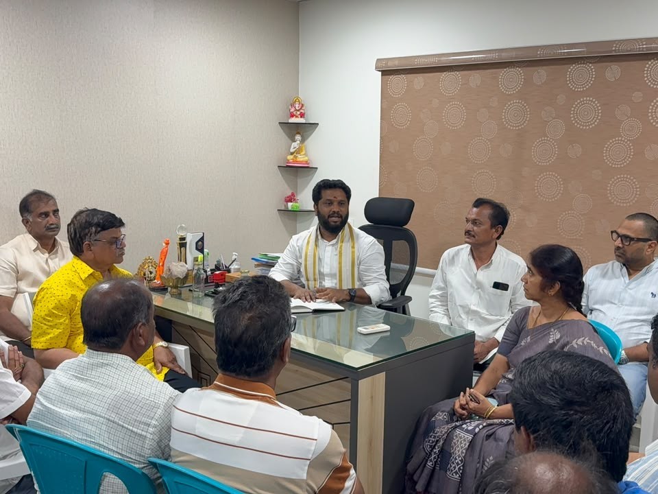 టీడీపీ శ్రేణులతో ఎమ్మెల్యే మద్దిపాటి సమావేశం