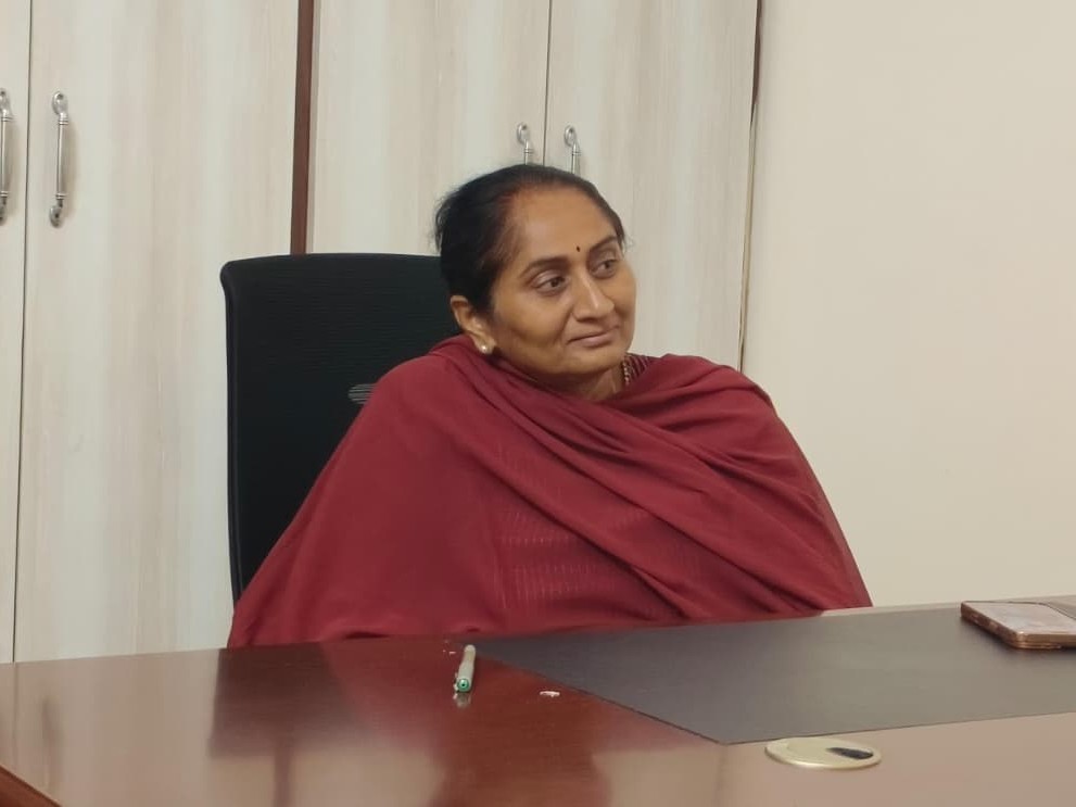 అక్రమ కార్యకలాపాలపై ప్రత్యేక నిఘా ఉంచండి: మంత్రి