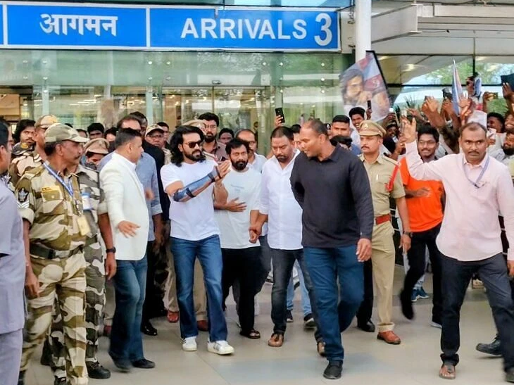 గన్నవరం విమానాశ్రయానికి చేరుకున్న రామ్ చరణ్