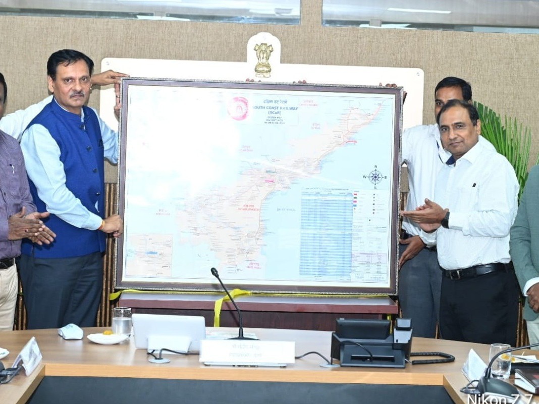 దక్షిణ కోస్తా రైల్వే కార్యకలాపాలు ప్రారంభం